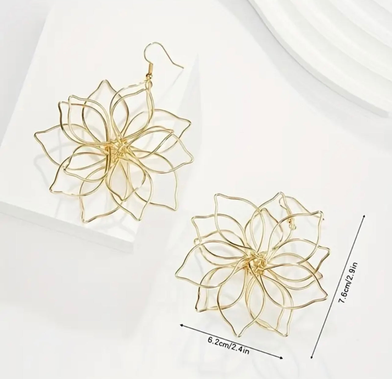 Golden Bloom Wire Earrings